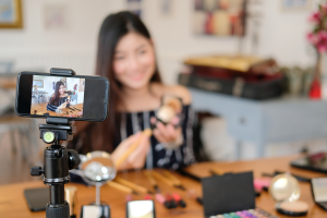 Learn proven strategies to run an Instagram giveaway that boosts engagement, grows followers, and drives sales.
